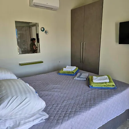 Tzogias Helen Apartamento *