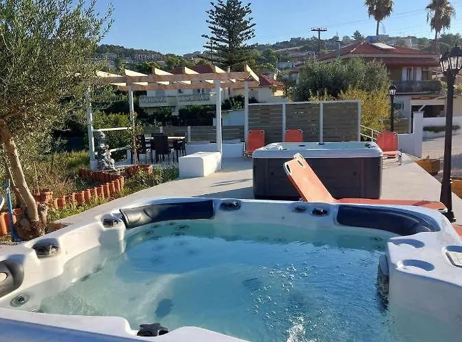 Tzogias Helen Апартаменты