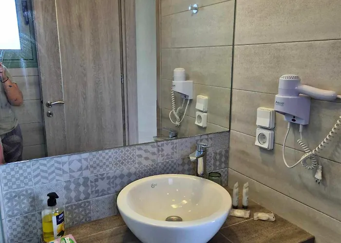 Апартаменты Tzogias Helen